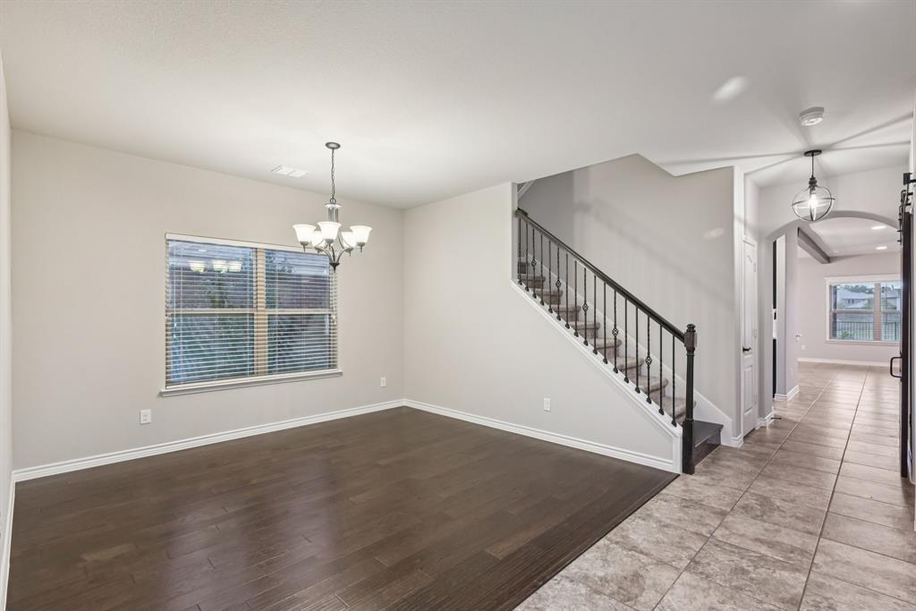 2120 Megan Creek Drive Property Photo 9