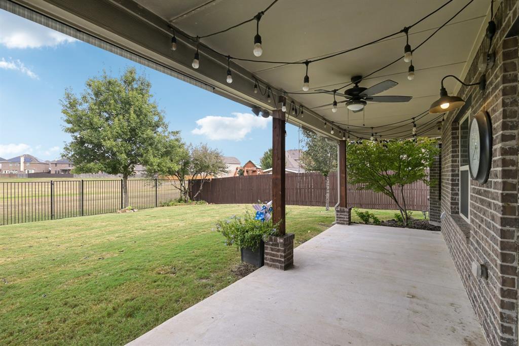 2120 Megan Creek Drive Property Photo 32