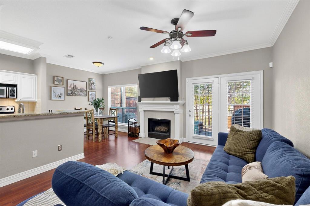 2344 Southcourt Circle Property Photo 6