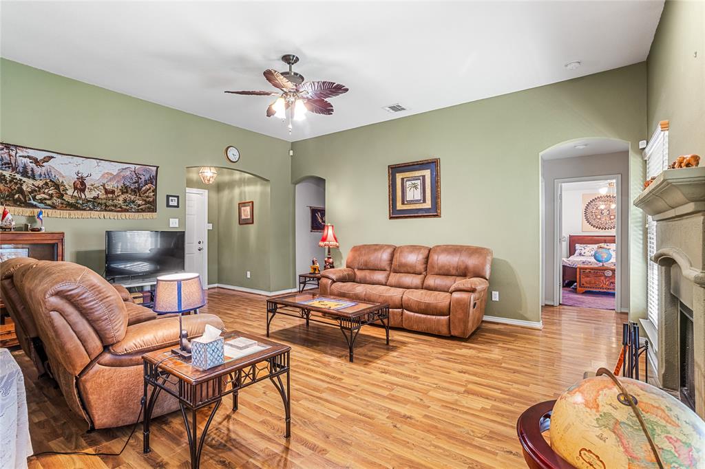 9221 Alyssa Drive Property Photo 5