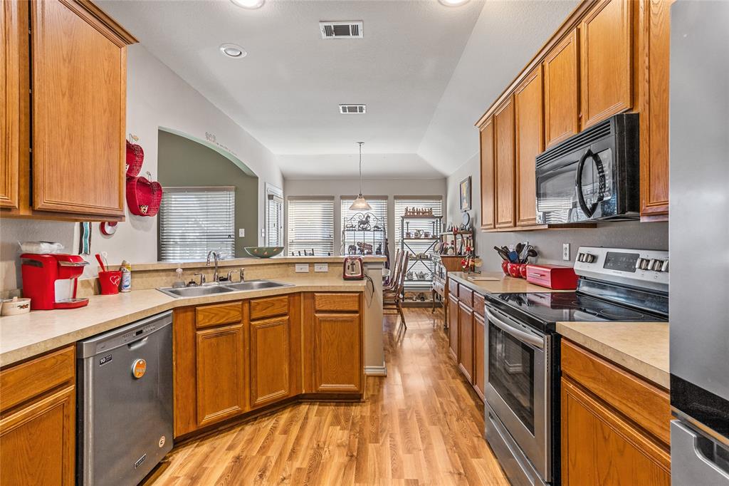 9221 Alyssa Drive Property Photo 9