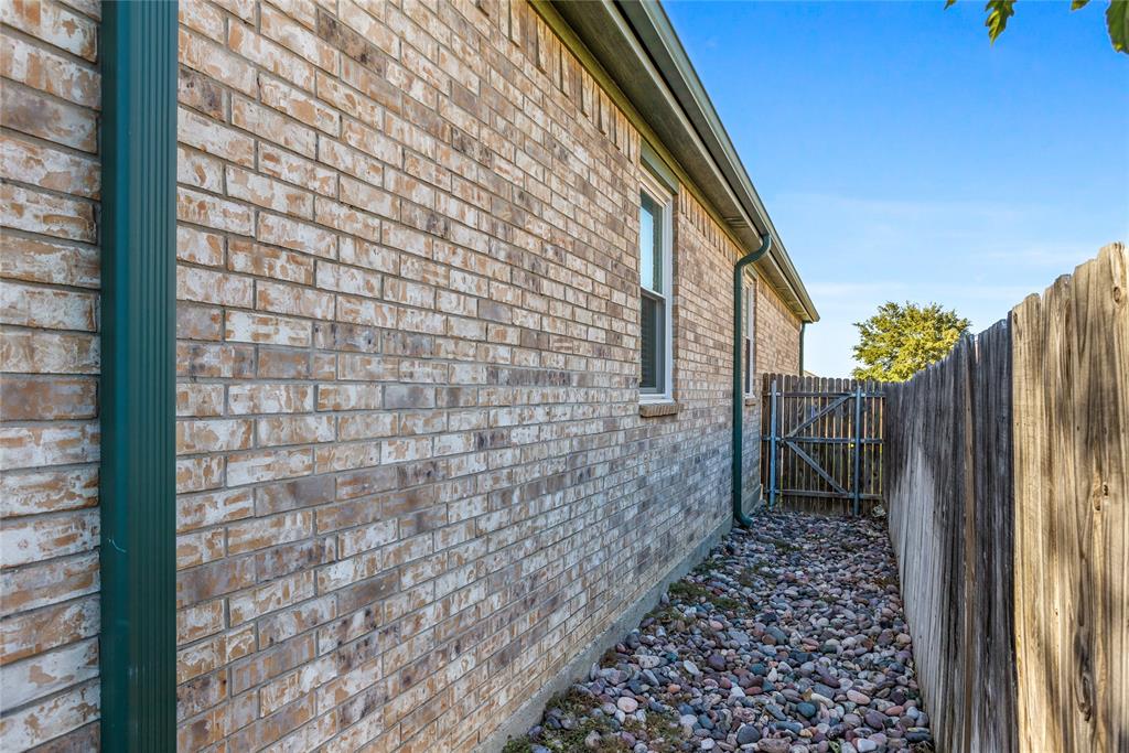 9221 Alyssa Drive Property Photo 22