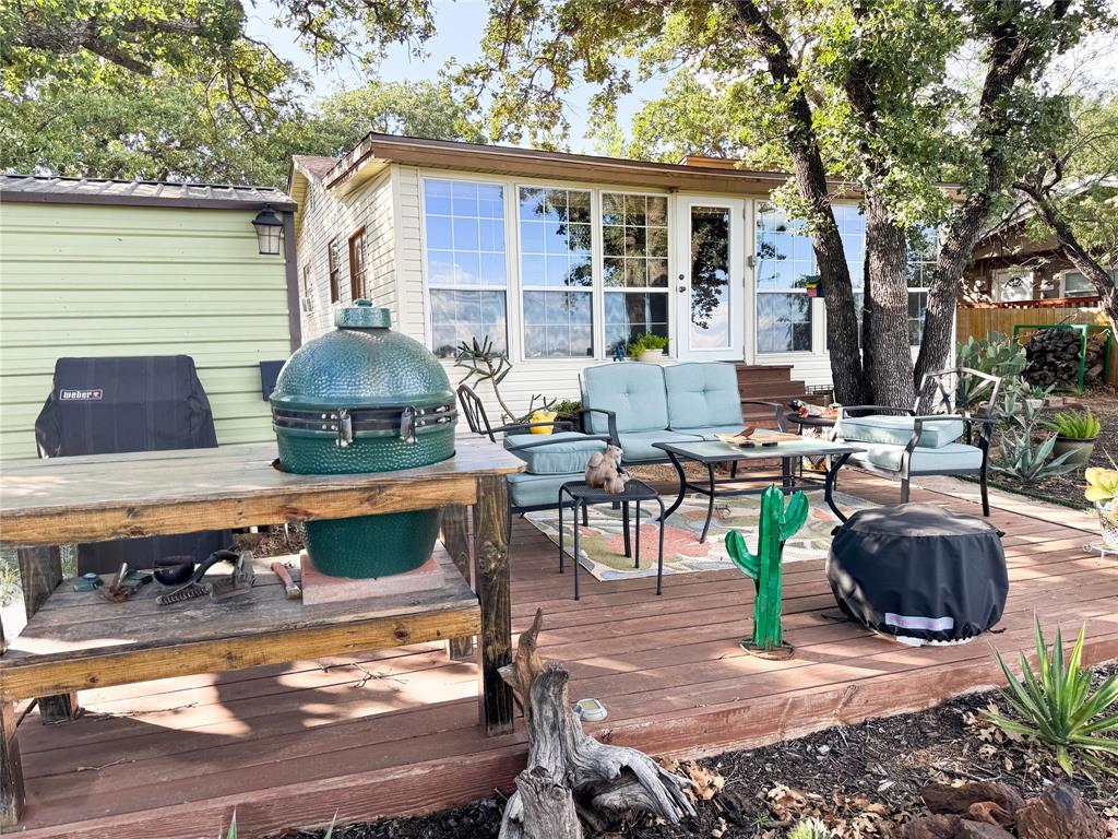 973 North Shore Drive Property Photo 4