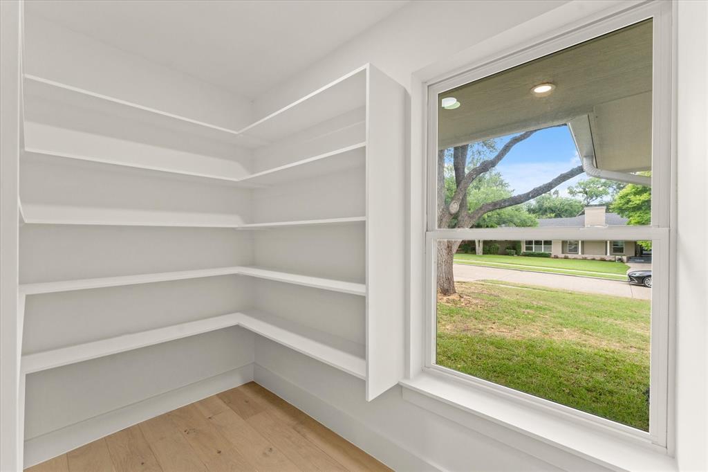 7210 Baxtershire Drive Property Photo 17