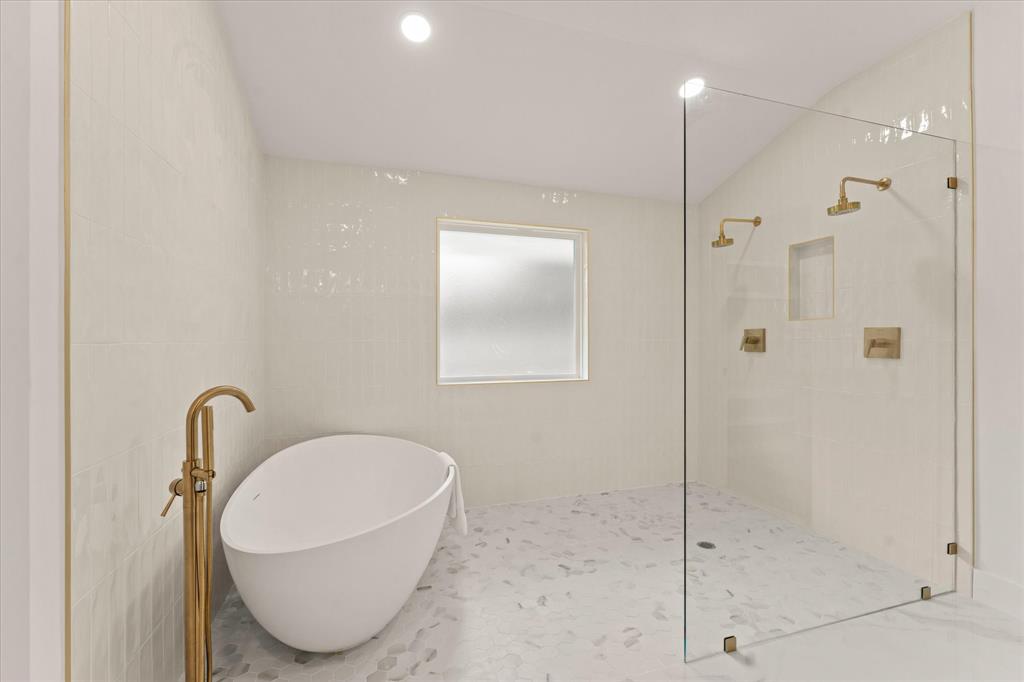 7210 Baxtershire Drive Property Photo 24