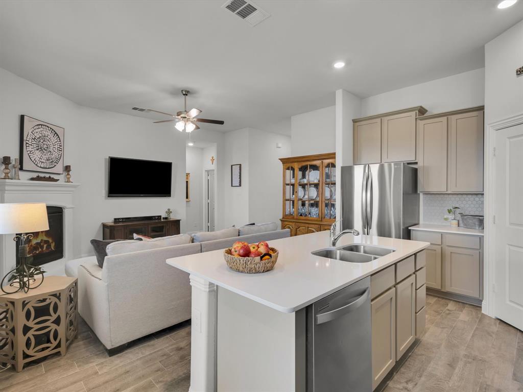 10925 Canyon Mine Drive Property Photo 9