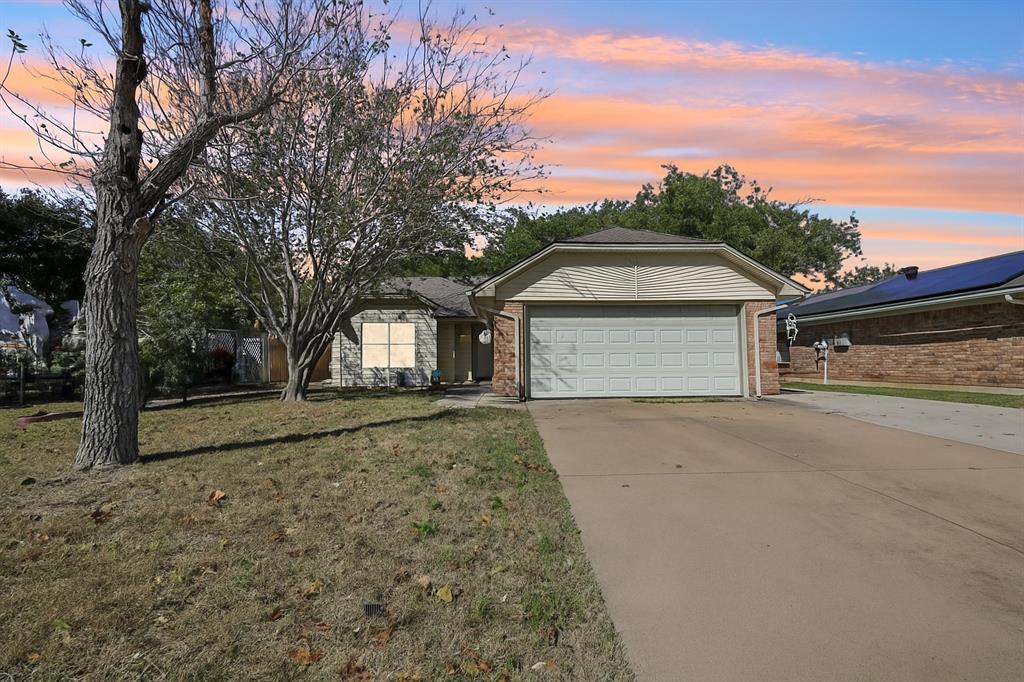 1068 W Hills Terrace Property Photo 1