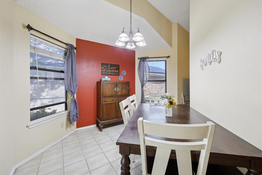 1068 W Hills Terrace Property Photo 6