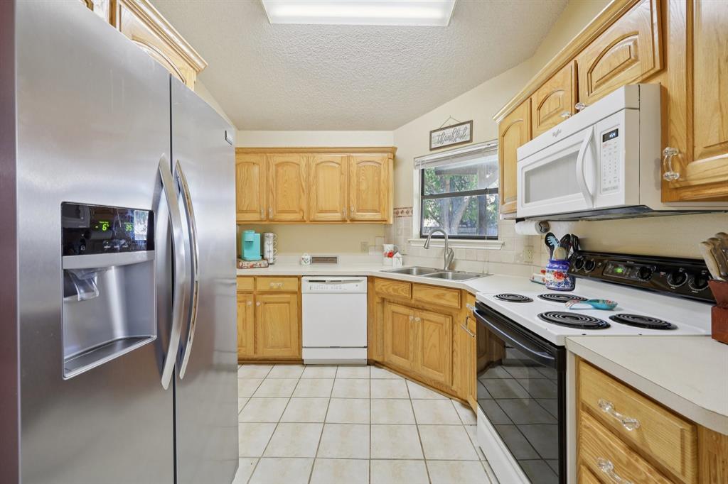 1068 W Hills Terrace Property Photo 8