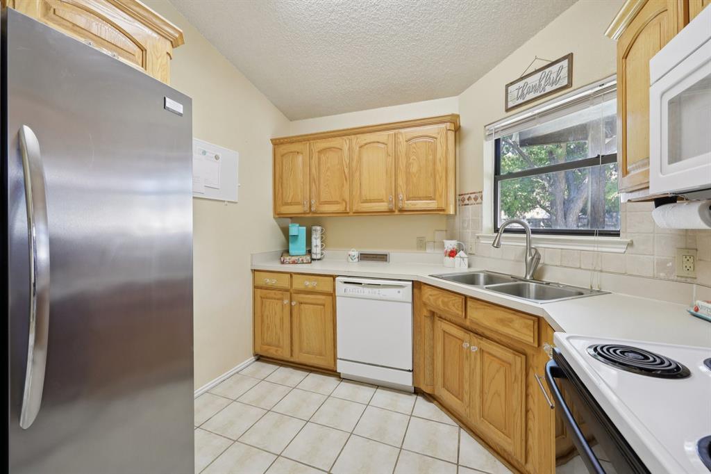 1068 W Hills Terrace Property Photo 10