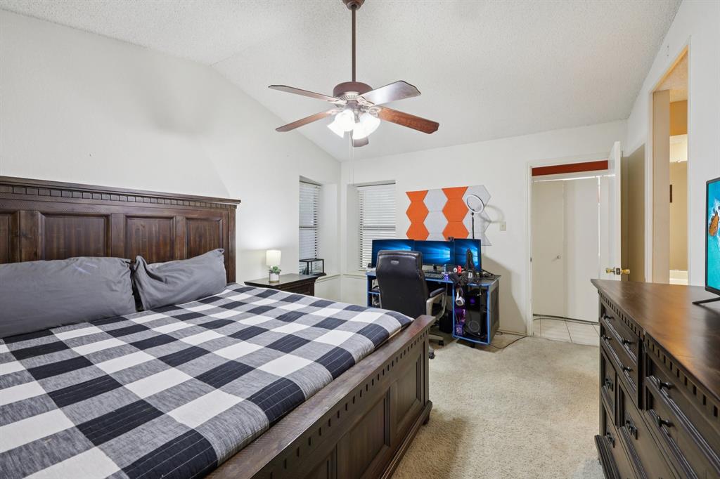 1068 W Hills Terrace Property Photo 18