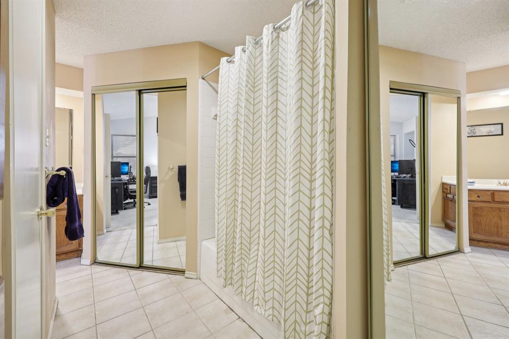 1068 W Hills Terrace Property Photo 21