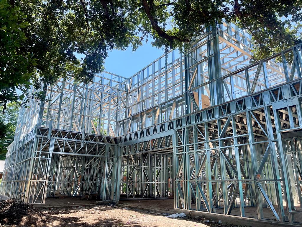 10236 Crestover Drive Property Photo 10