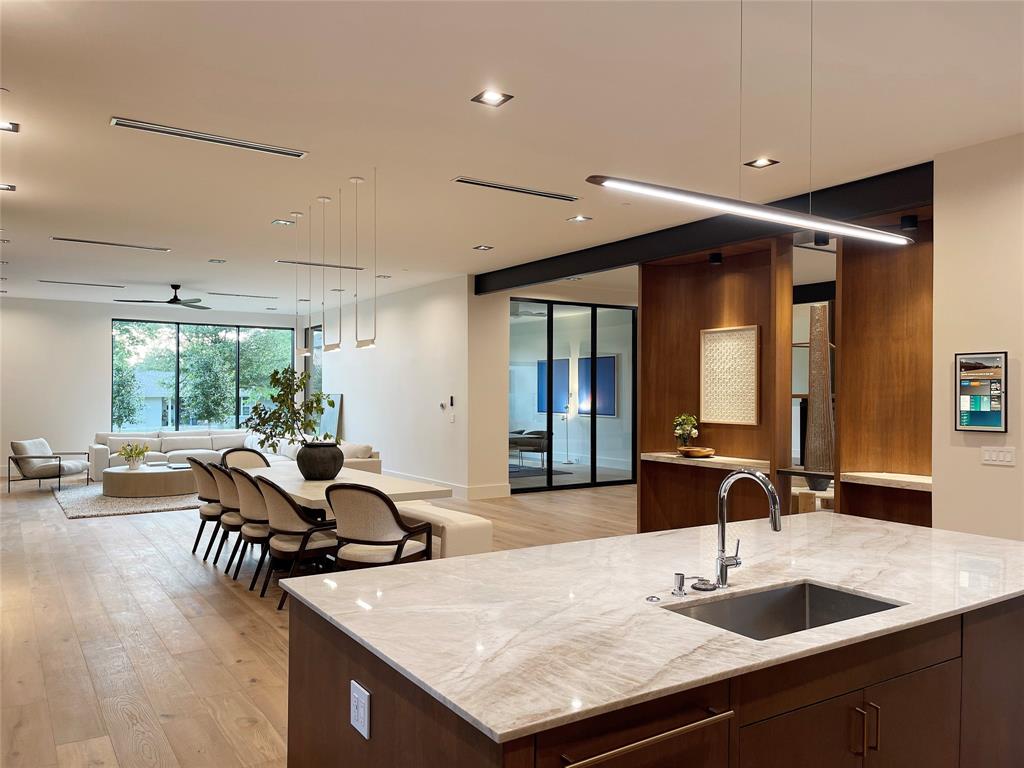 10236 Crestover Drive Property Photo 24