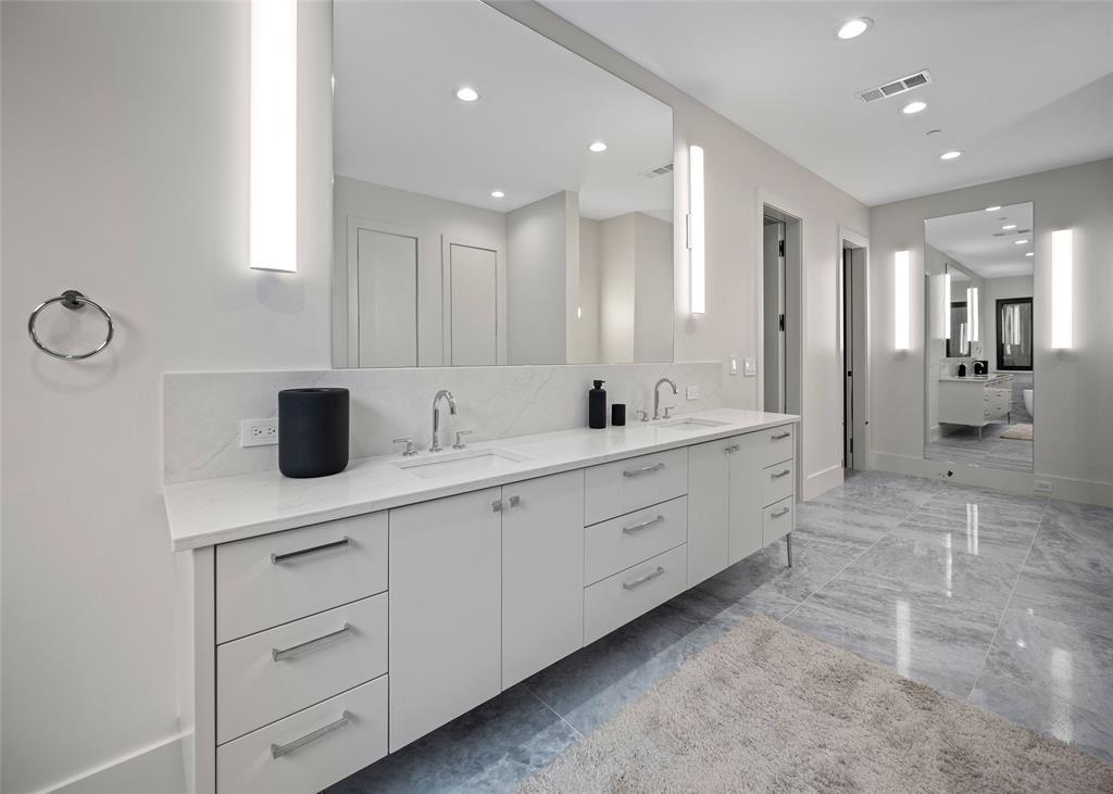 10236 Crestover Drive Property Photo 33