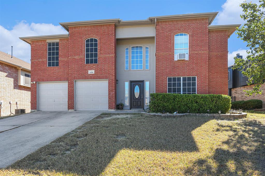 1229 Topeka Drive Property Photo 1