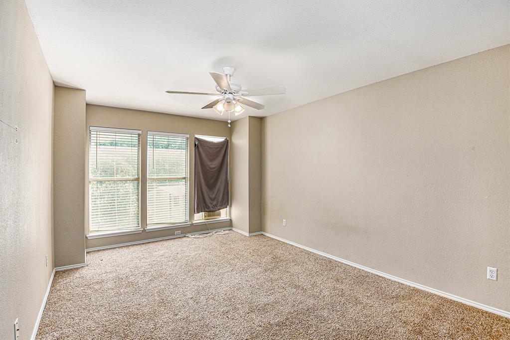 1229 Topeka Drive Property Photo 20