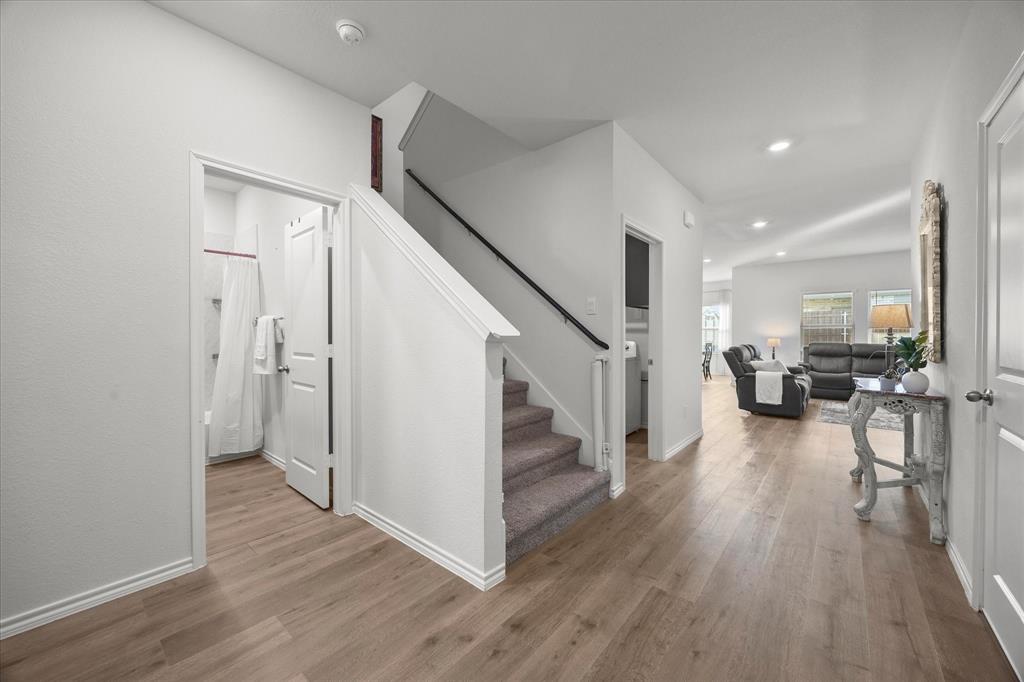 211 Happywell Lane Property Photo 3