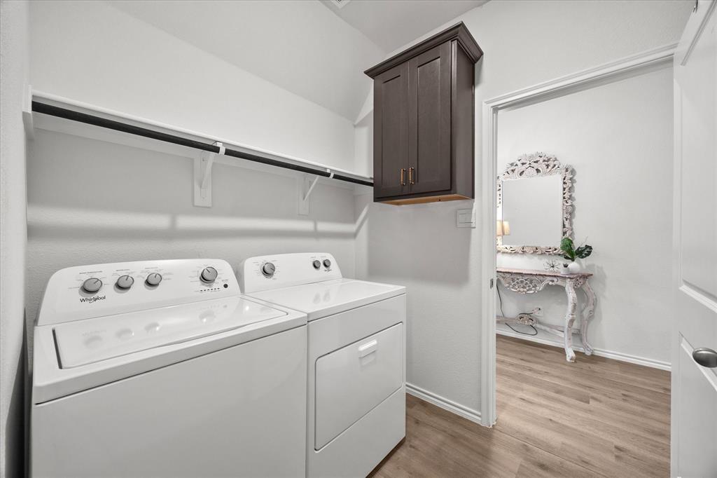 211 Happywell Lane Property Photo 16