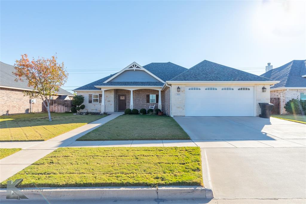 7025 Mcleod Drive Property Photo 1