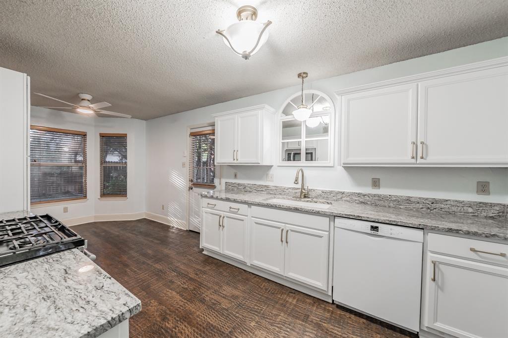 1714 Circle Creek Drive Property Photo 12