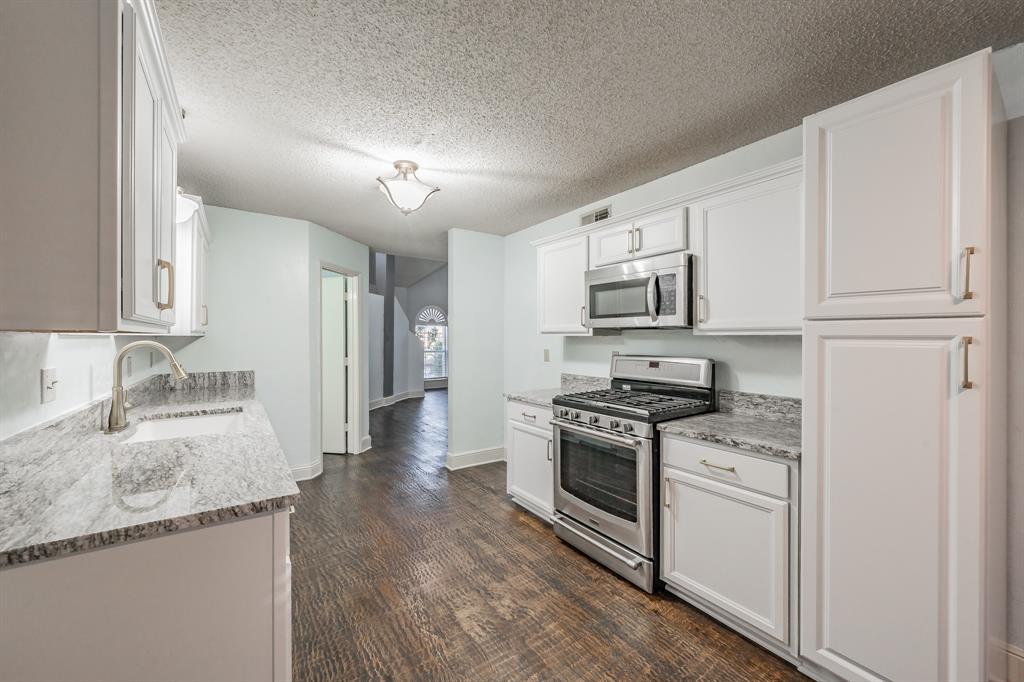 1714 Circle Creek Drive Property Photo 13