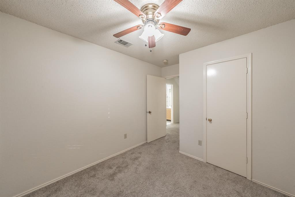 1714 Circle Creek Drive Property Photo 24