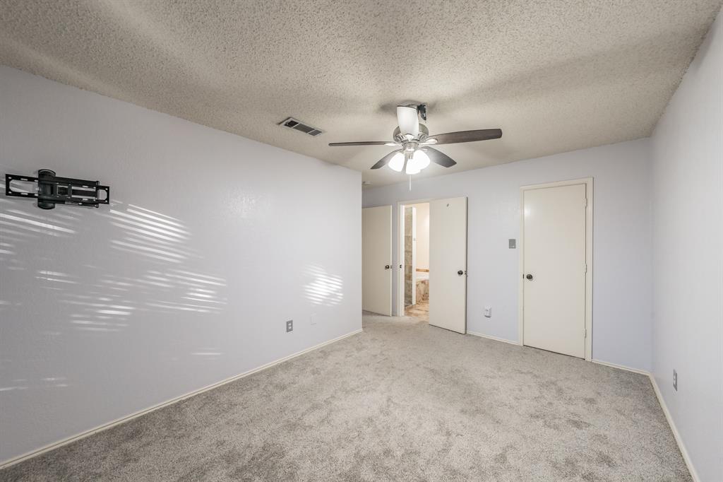 1714 Circle Creek Drive Property Photo 27