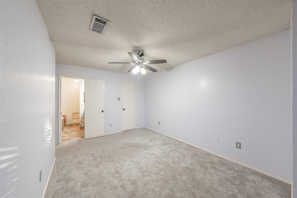 1714 Circle Creek Drive Property Photo 28