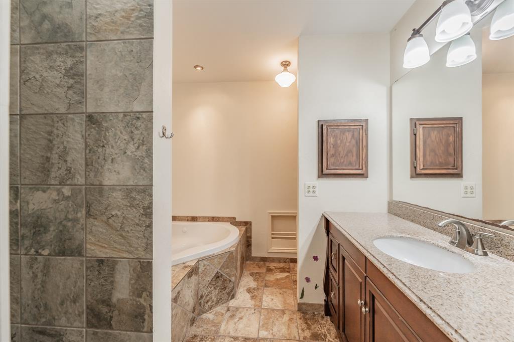 1714 Circle Creek Drive Property Photo 29