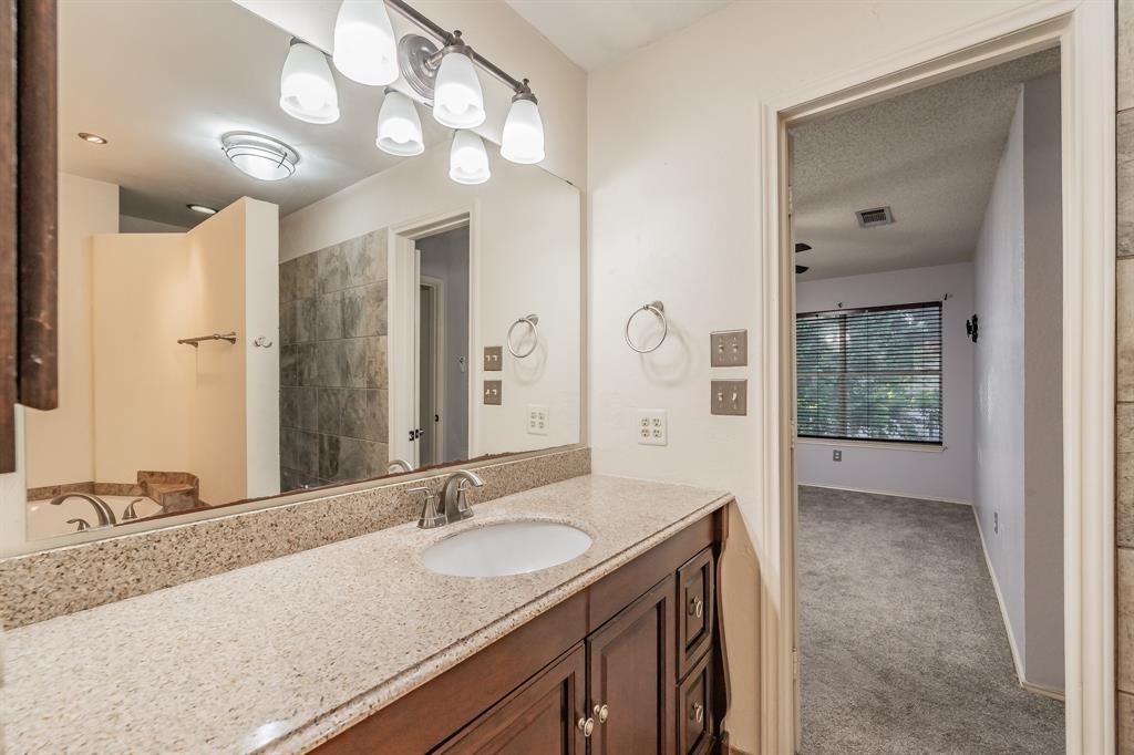 1714 Circle Creek Drive Property Photo 32