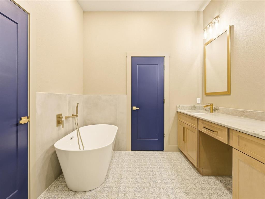 2326 Dathe Street Property Photo 11