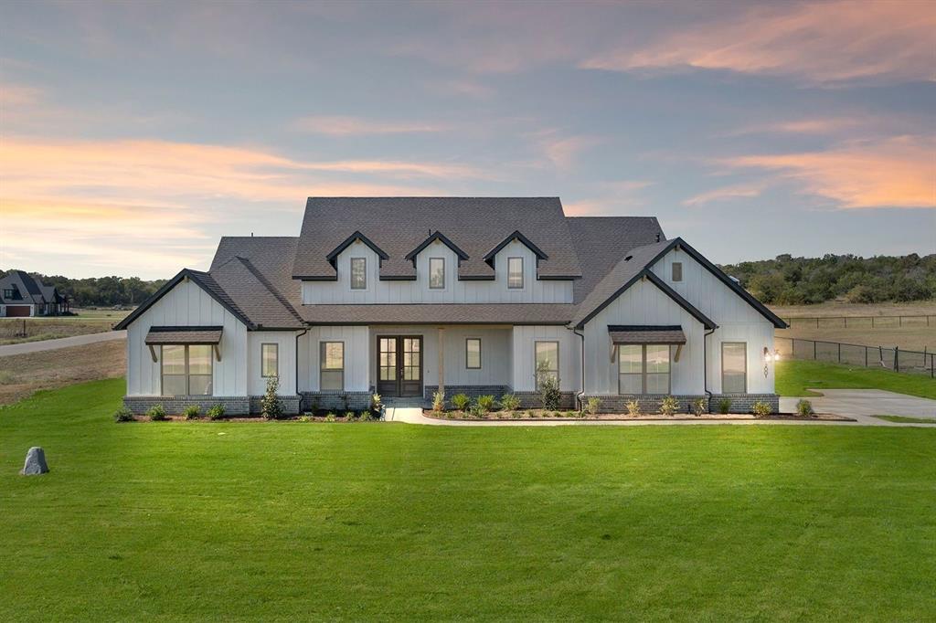 2001 Veal Circle Property Photo 1