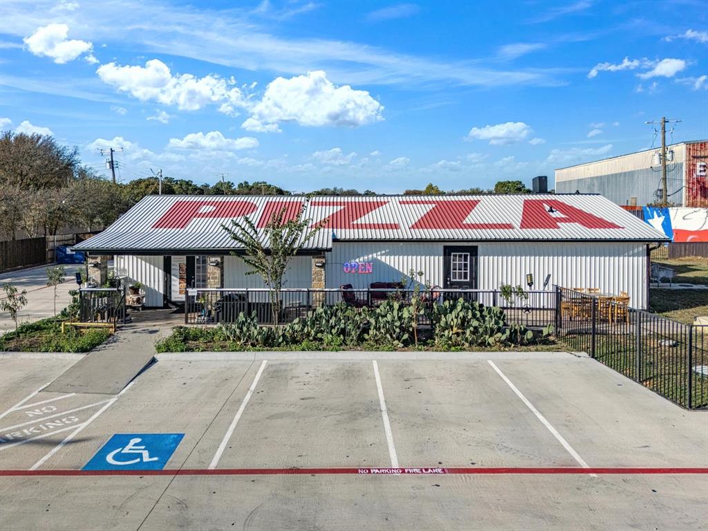 9805 Jacksboro Highway