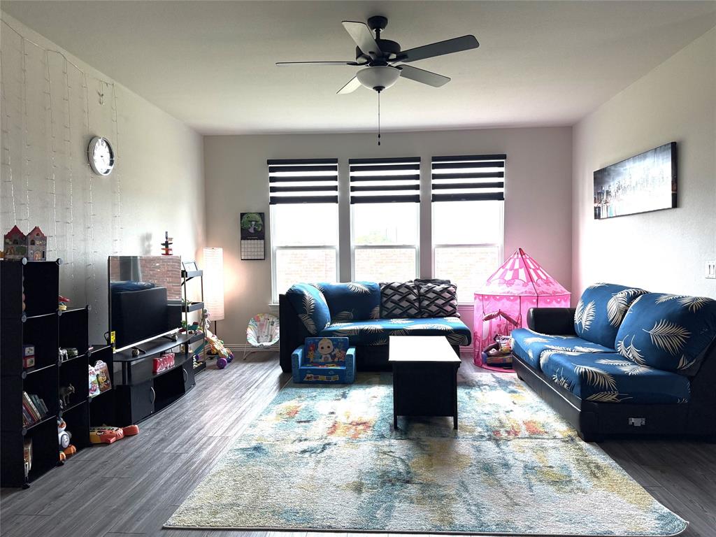 3340 Sorghum Way Property Photo 8