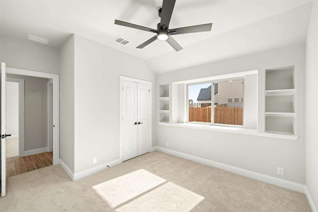 403 Crystal Lake Lane Property Photo 13