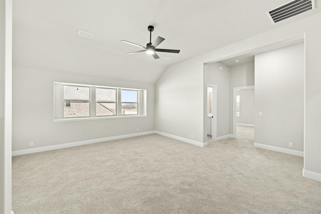 403 Crystal Lake Lane Property Photo 30