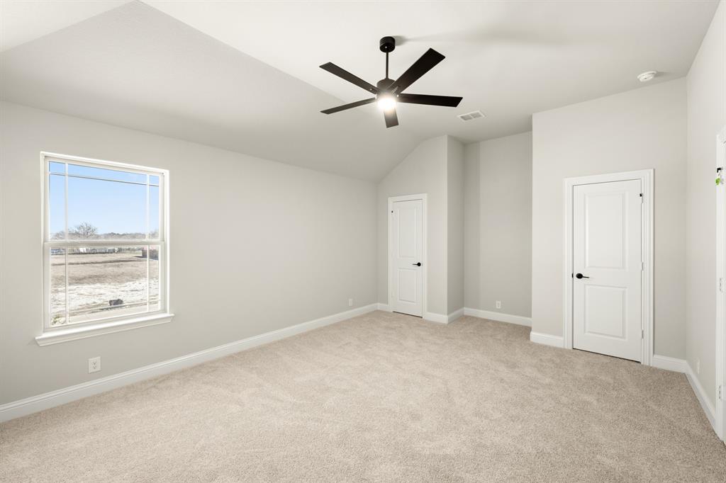 403 Crystal Lake Lane Property Photo 34