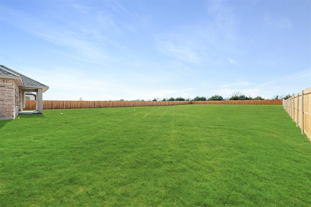 403 Crystal Lake Lane Property Photo 38