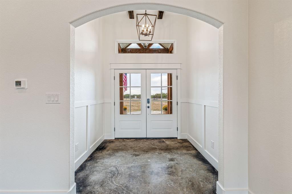 435 Oak Creek Road Property Photo 4