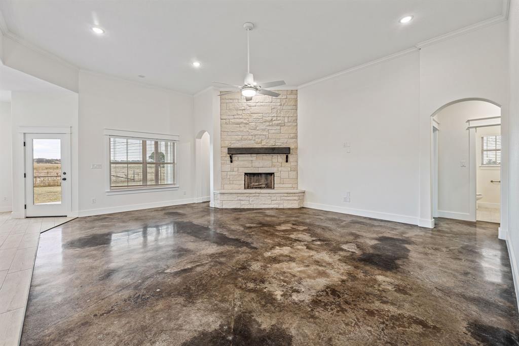 435 Oak Creek Road Property Photo 5