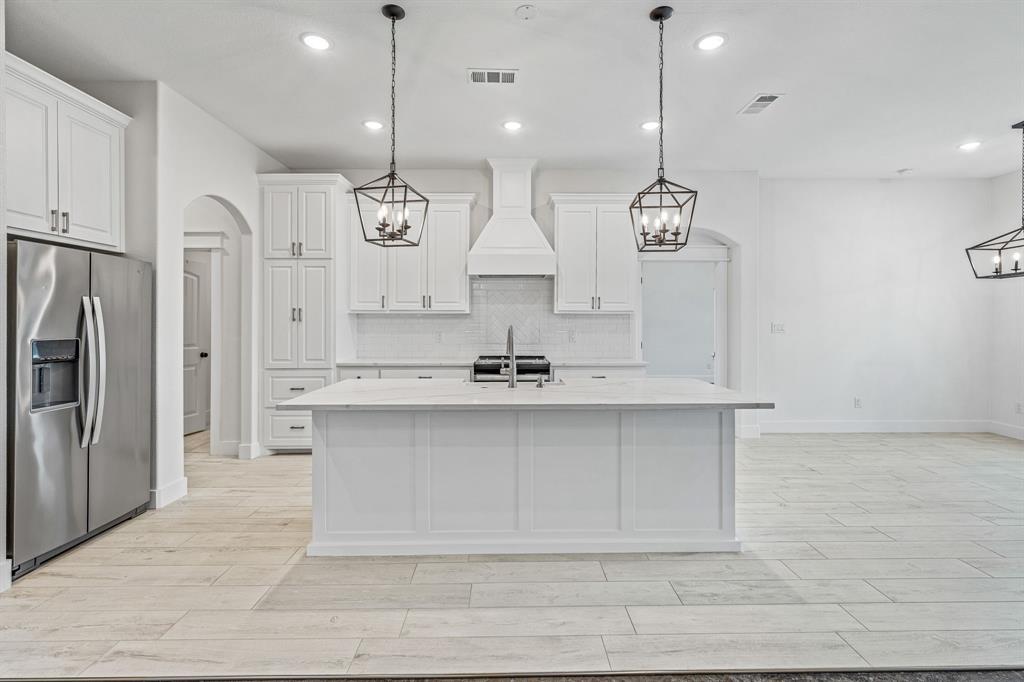 435 Oak Creek Road Property Photo 8