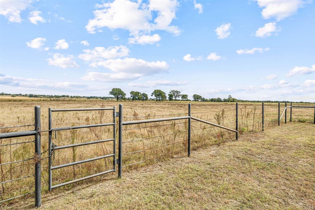 435 Oak Creek Road Property Photo 31