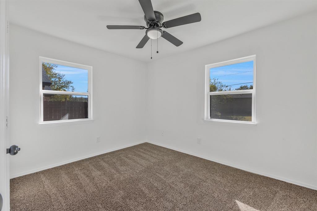 7002 Troy Glen Drive Property Photo 23