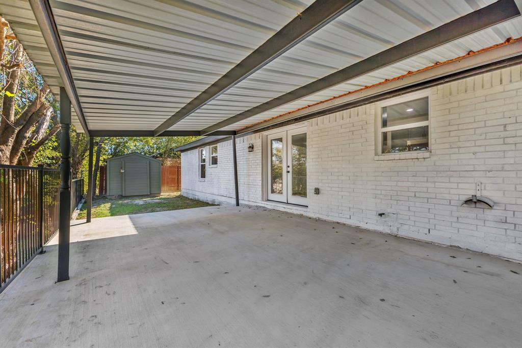 7002 Troy Glen Drive Property Photo 25