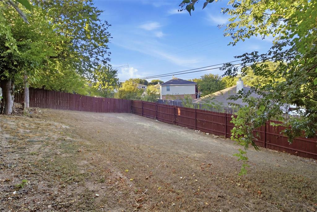 7002 Troy Glen Drive Property Photo 30