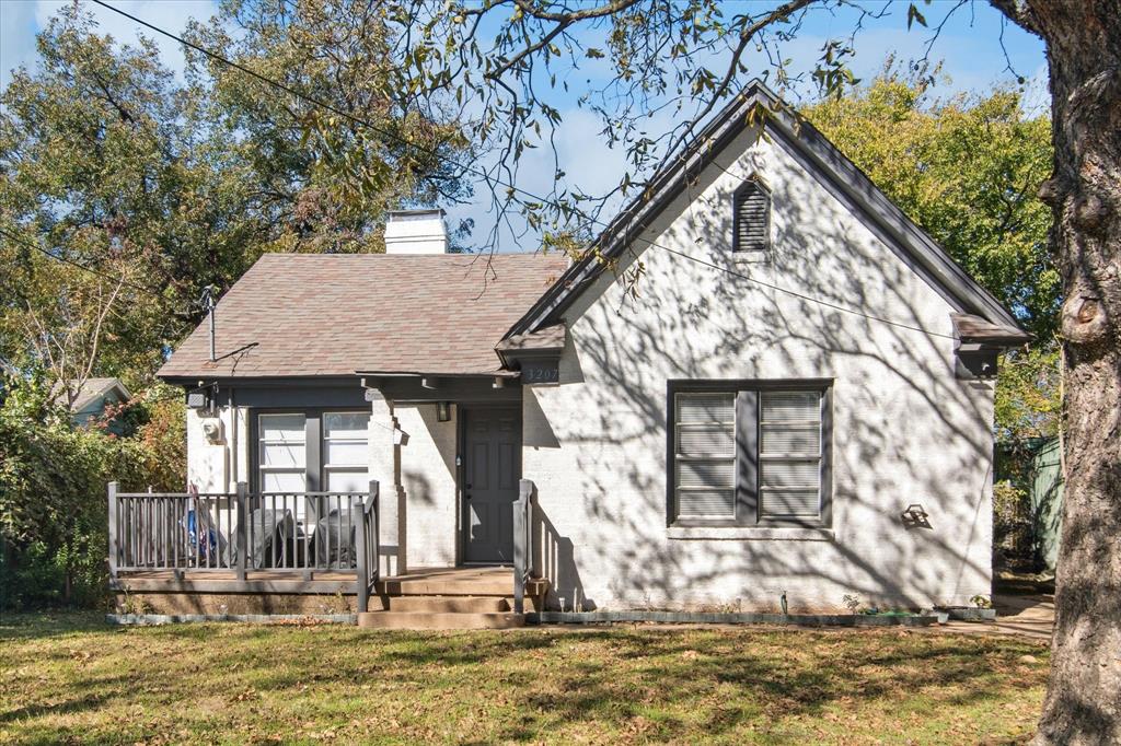 3207 Pine Street Property Photo 1
