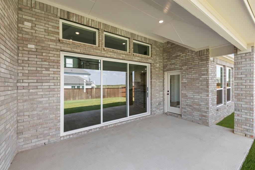 9621 Westchester Lane Property Photo 8