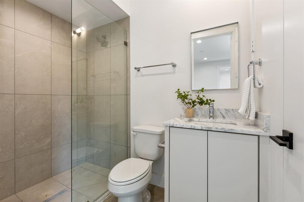 4330 Dickason Avenue 102 Property Photo 3