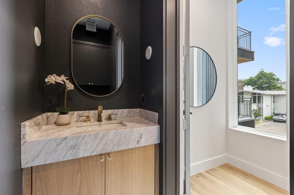 4330 Dickason Avenue 102 Property Photo 6